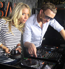Девушка Блонда и DJ Lutique